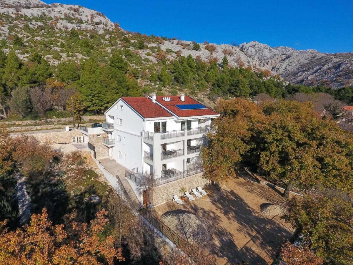 Apartmani Villa Paulo Starigrad Paklenica Exteriör bild
