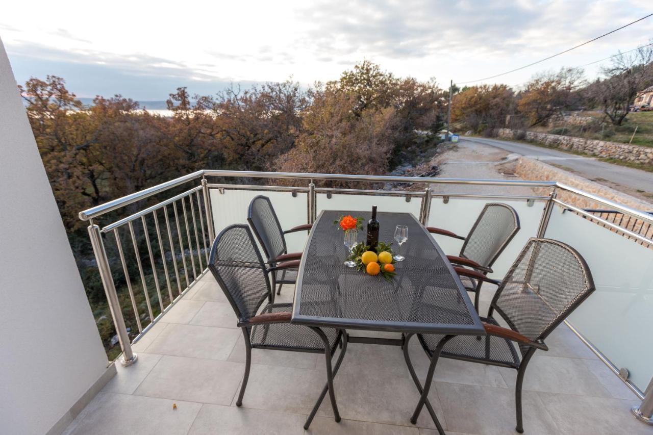Apartmani Villa Paulo Starigrad Paklenica Exteriör bild